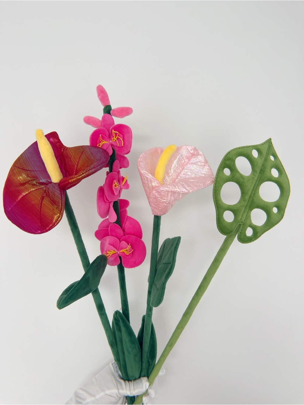 CJ Hendry - last one left -plush flowers set of 4 lmtd tropical paradise drop